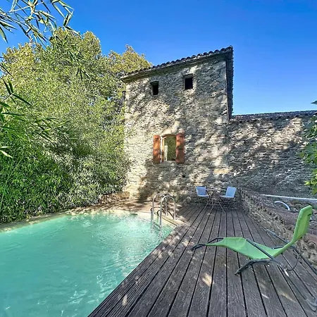 Appartement Chateau De La Favede By Interhome